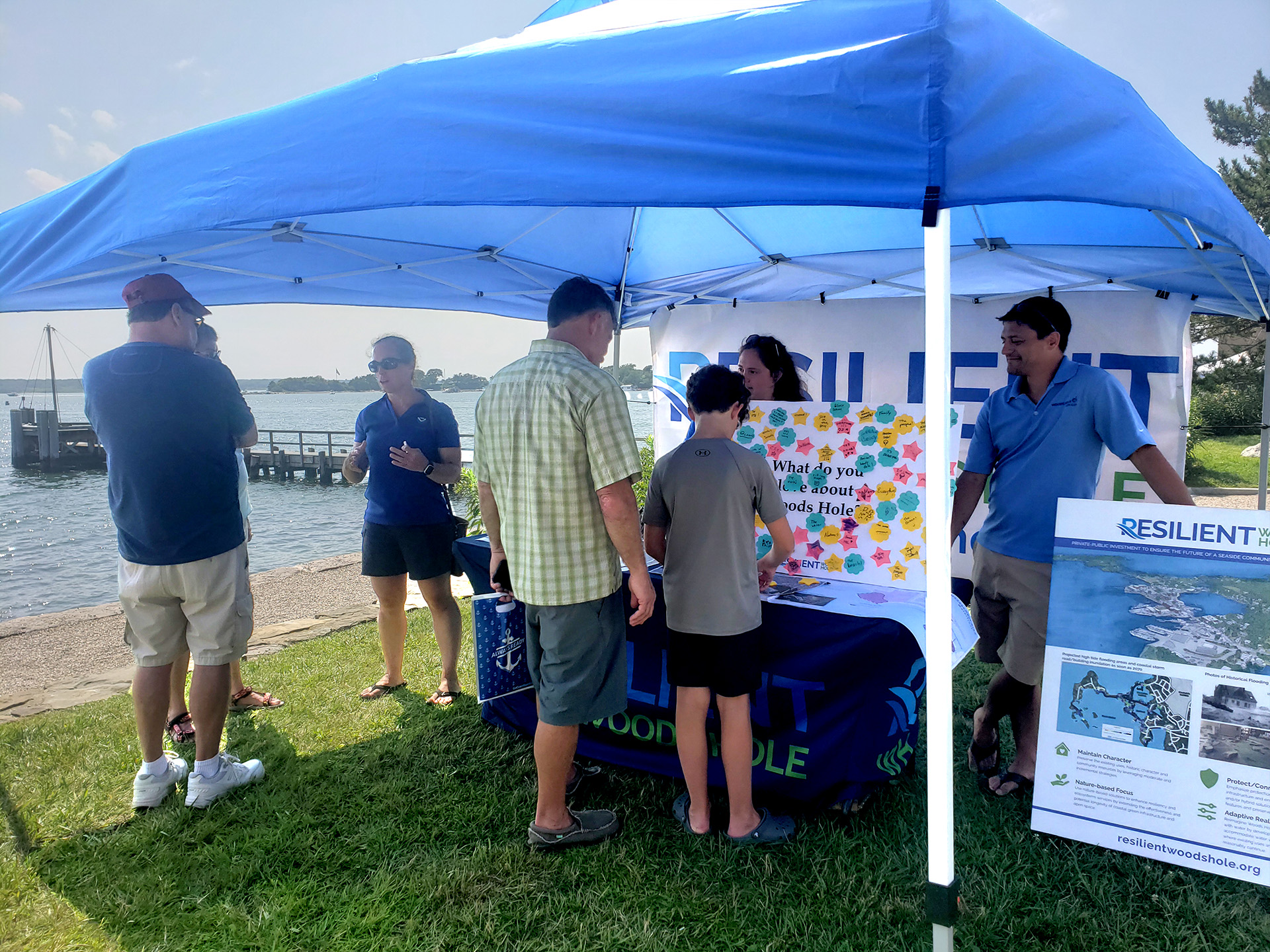 RWH volunteers and staff participate in the Science Stroll 2023